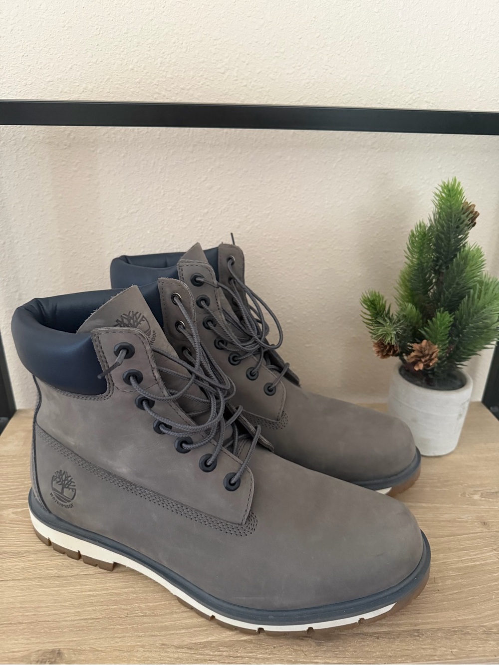 Men's Timberland Grey 6” Lace-Up Waterproof Work Boots